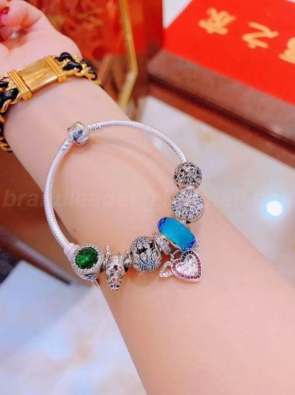 Pandora Bracelets 372